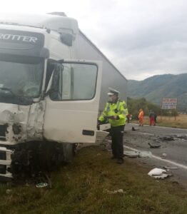 Accident rutier pe DN6 in zona localitatii Slatina-Timis