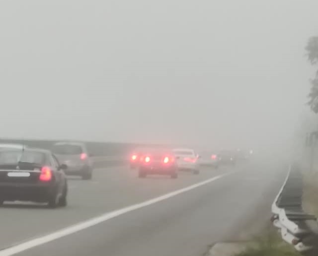 Ceața reduce vizibilitatea pe autostrăzile A2 si A4