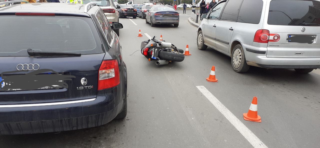 Accident moto în zona Lujerului din București