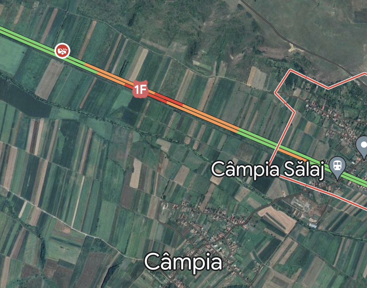 Autoturism răsturnat pe DN 1F în zona localității Sălăjeni