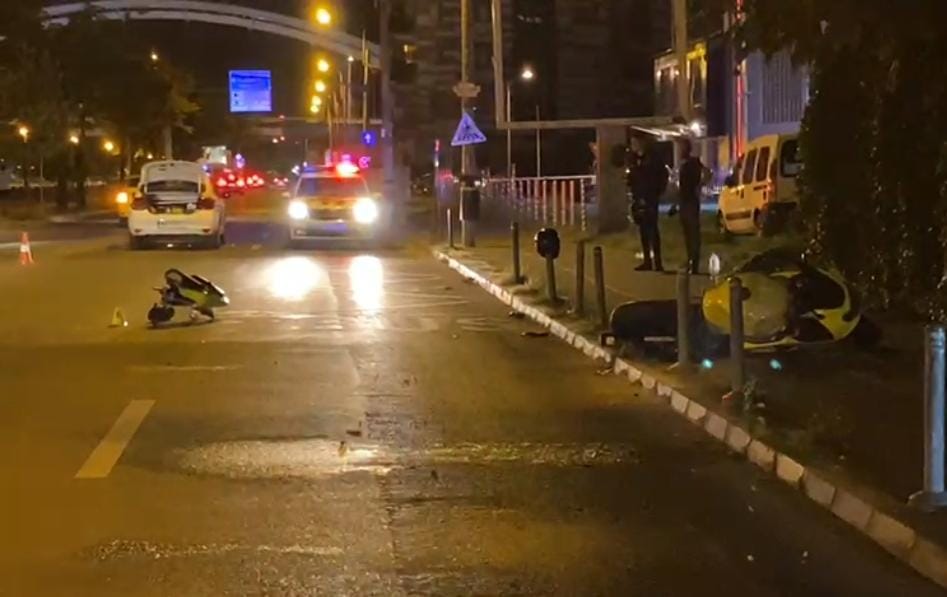 Accident moto pe Splaiul Independenței din București
