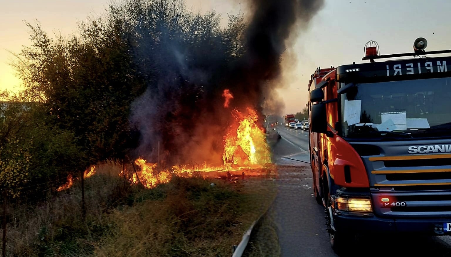 Incendiu auto pe autostrada A1 la km