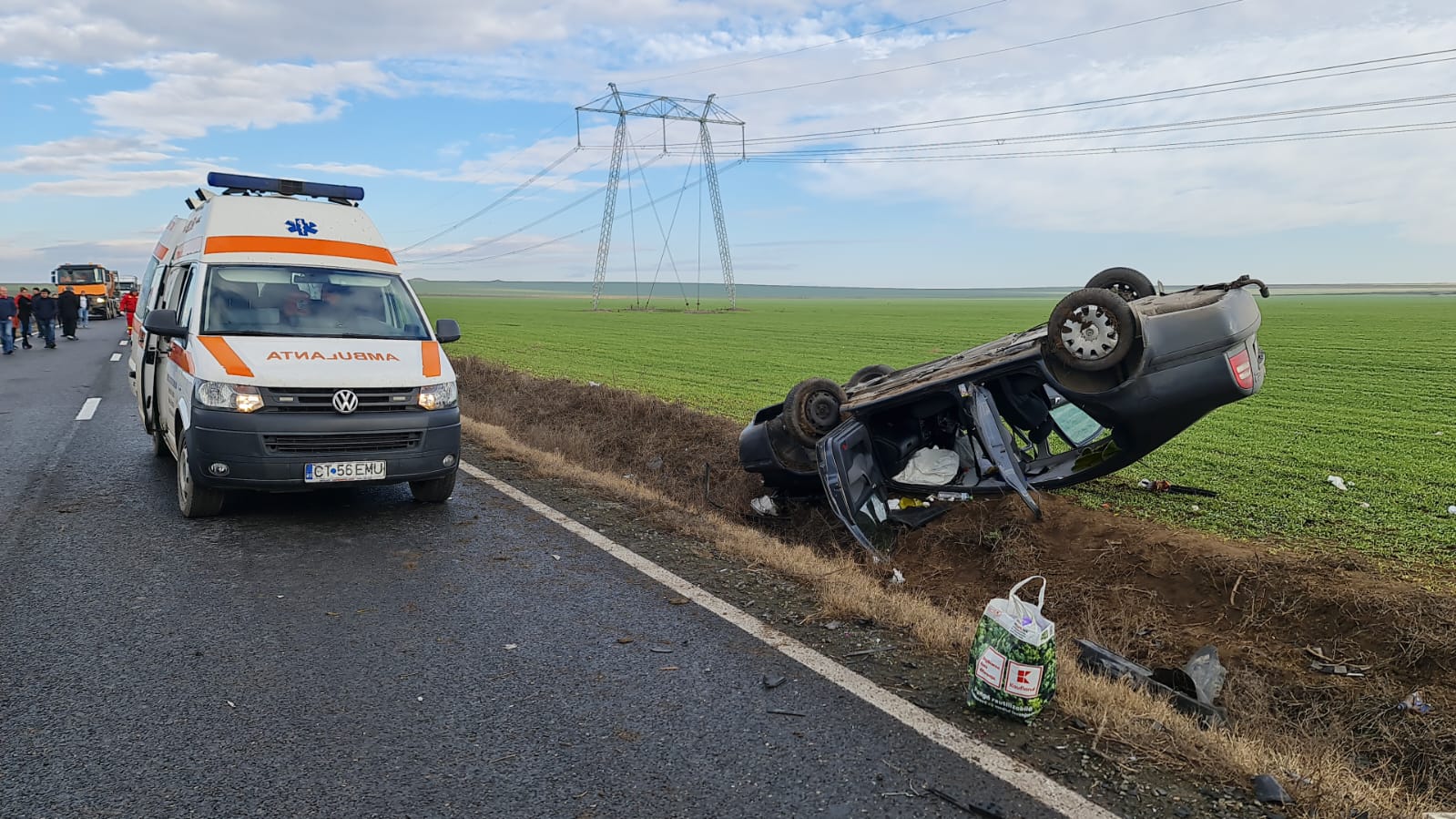3 autoturisme implicate într-un accident în localitatea Gura Dobrogei