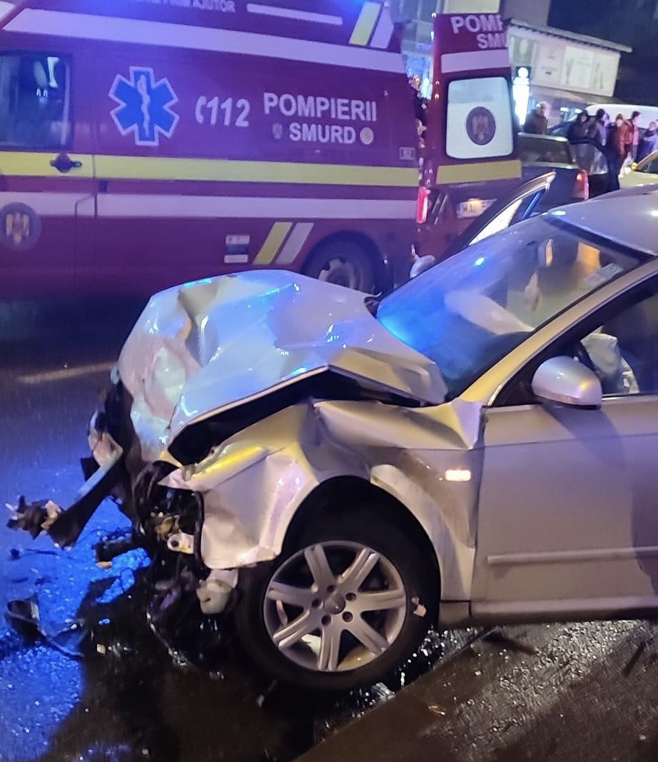 Accident rutier pe strada Izvorul Rece din București
