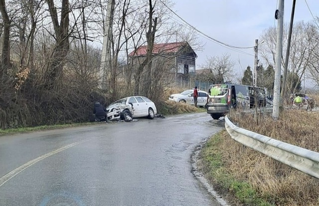 Foto! Accident rutier la intrarea în localitatea Sibiel