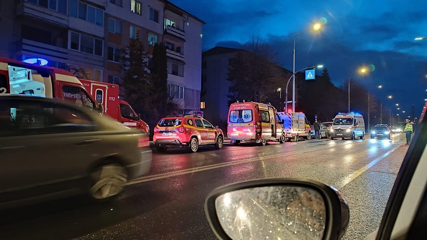3 mașini implicate într-un accident pe bulevardul Vasile Milea din Sibiu
