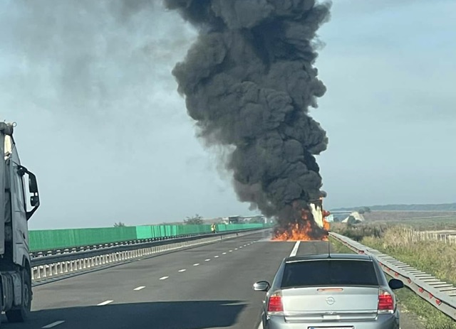 Incendiu auto pe Autostrada A2 la kilometrul 123