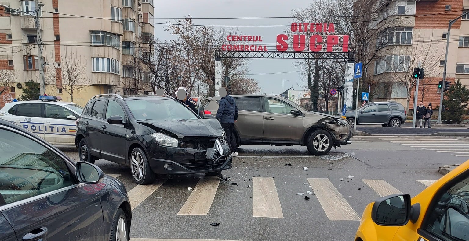 Foto! Accident rutier pe Calea București din Craiova