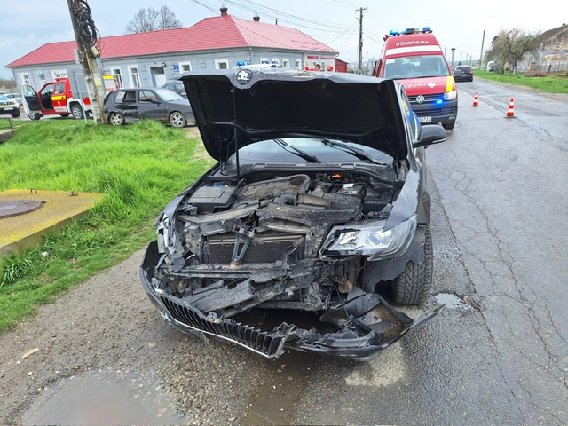 Foto! Accident rutier în localitatea Hitiaș